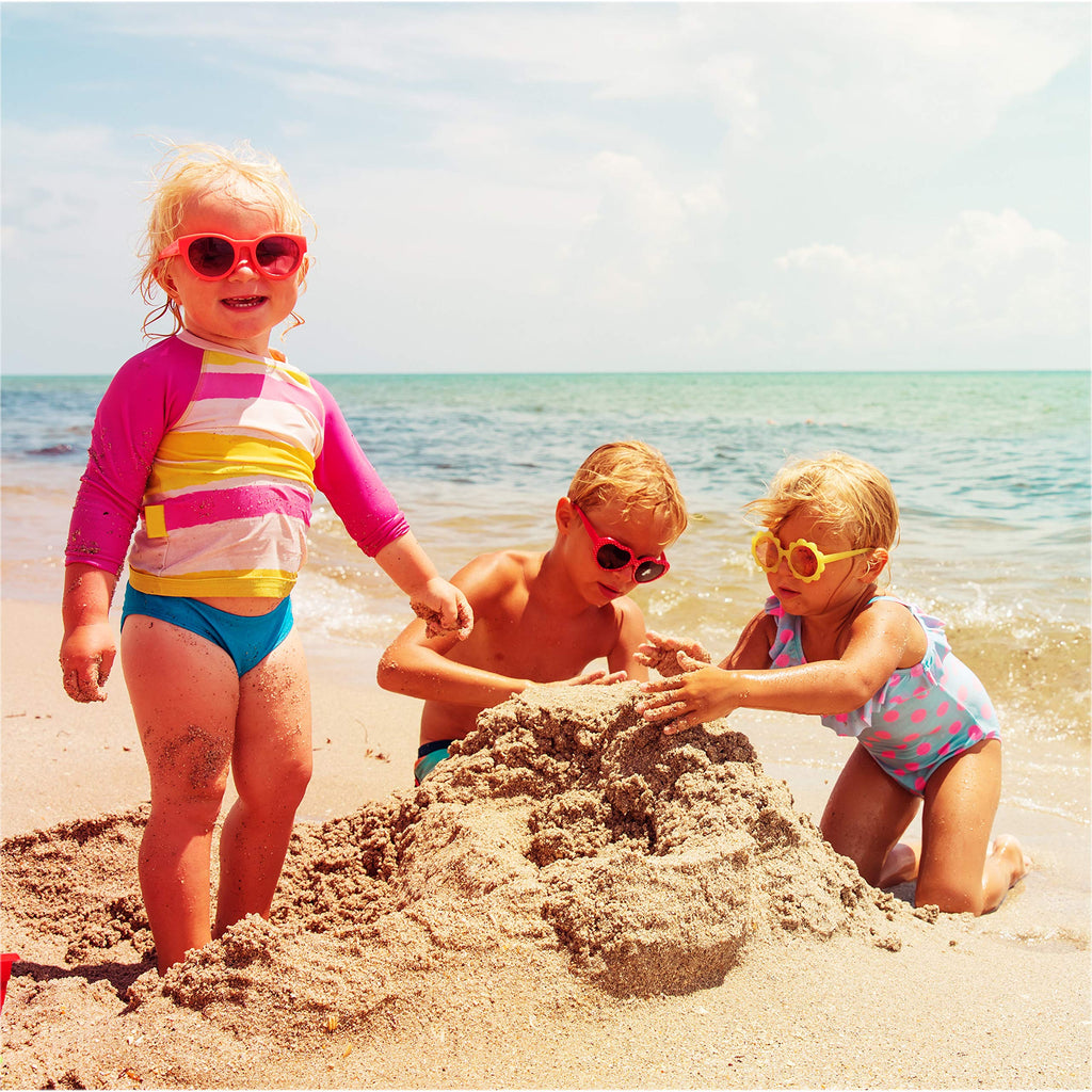 Neutrogena Kids Mineral Sunscreen Sheer Zinc Oxide Lotion, Broad Spectrum SPF 50 with UVA/UVB Protection, Water Resistant for 80 Minutes, Fragrance and Tear Free, 3 FL OZ